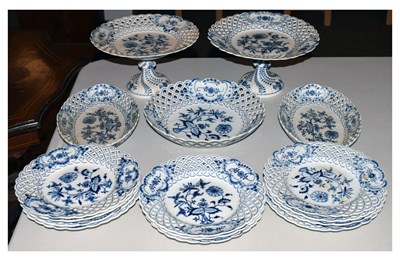 Lot 567 - Meissen porcelain part dessert service