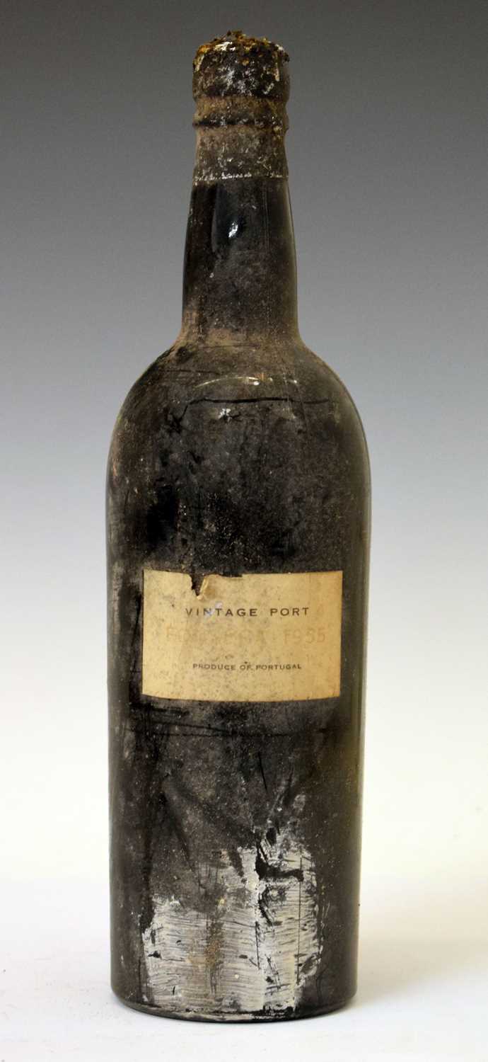 Lot 699 - Fonesca Vintage Port, 1955