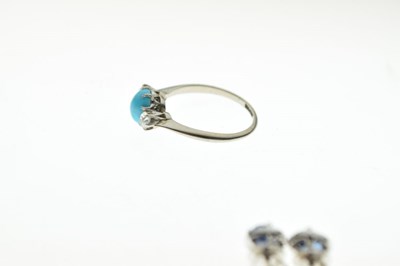 Lot 10 - Diamond and turquoise dress ring