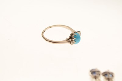 Lot 10 - Diamond and turquoise dress ring
