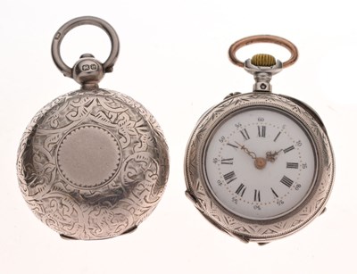 Lot 171 - Late Victorian silver single sovereign case and lady's fob watch