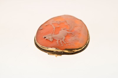 Lot 43 - Late 19th century cameo brooch