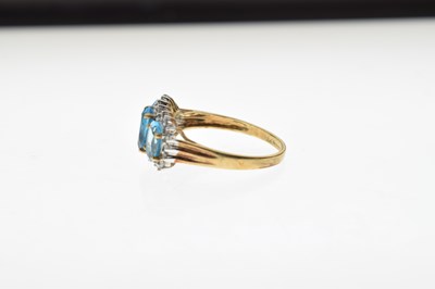 Lot 26 - Two 9ct gold dress rings