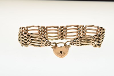 Lot 73 - Five-bar gate link bracelet