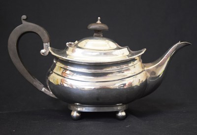 Lot 241 - George V silver teapot