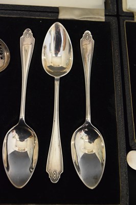 Lot 211 - Cased set of six George VI silver fruit spoons and sifting spoon, etc