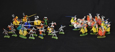 Lot 417 - Herald (Britains) - Two mixed boxes of knight figures