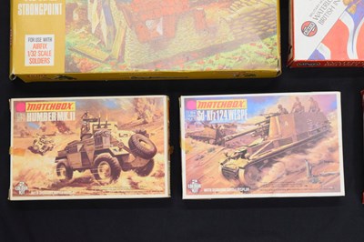 Lot 408 - Quantity of military themed model kits