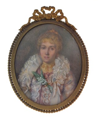 Lot 521 - Early 20th century oval portrait miniature of lady