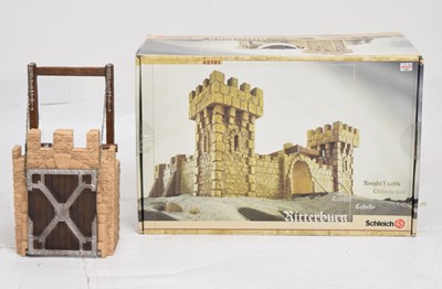 Lot 410 - Schleich - Boxed Kitterburg model castle