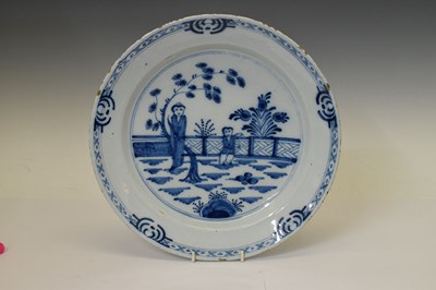 Lot 537 - Delft charger