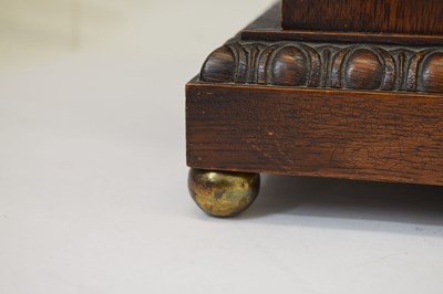 Lot 735 - Junghans - Early 20th century German oak-cased chiming mantel or bracket clock