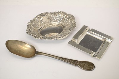 Lot 158 - Elizabeth II silver dish, Art Deco style silver ashtray, and an Edward VII silver spoon