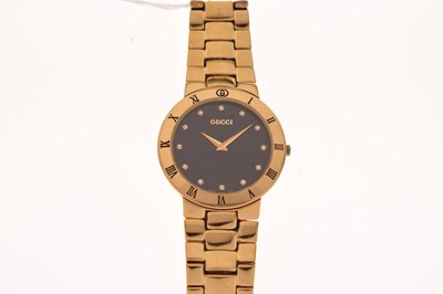 Lot 105 - Gucci - Gentleman's gold plated wristwatch