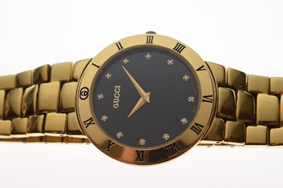 Lot 105 - Gucci - Gentleman's gold plated wristwatch