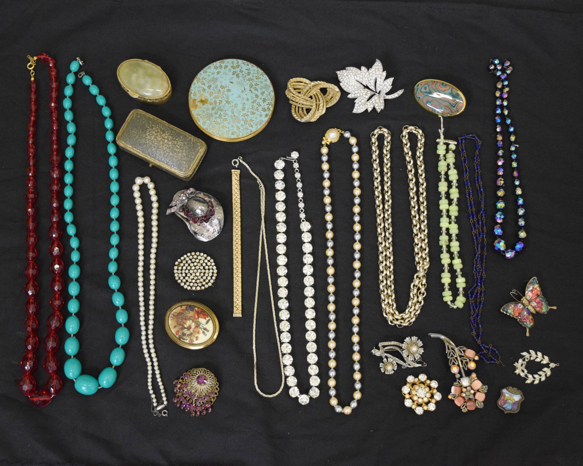 Vintage deals jewelry Lot!