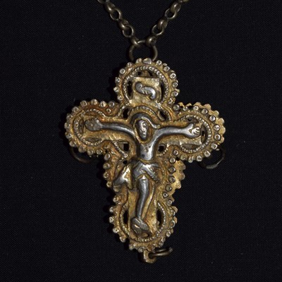 Lot 49 - Corpus Christi cross pendant