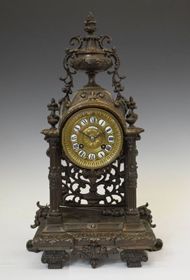 Lot 468 - Late 19th century French mantel clock