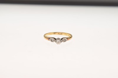 Lot 2 - Single stone diamond ring