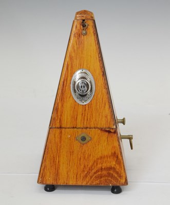 Lot 302 - Mid 20th century German Metronome