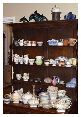 Lot 556 - Extensive collection of ceramics