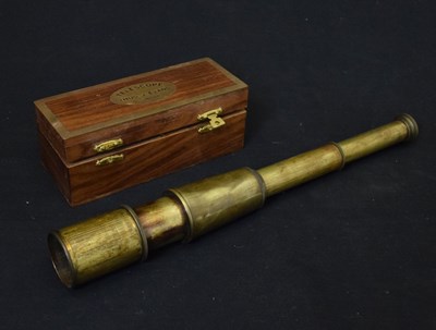 Lot 232 - Thomas J Evans, London, two-draw telescope case