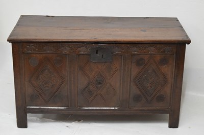 Lot 402 - Oak coffer