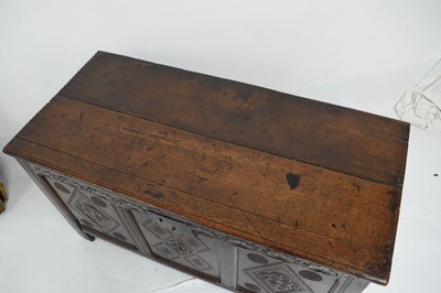 Lot 402 - Oak coffer
