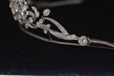 Lot 21 - Early 20th century Belle Époque diamond tiara