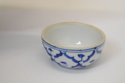 Lot 305 - Chinese Famille Rose bowl, etc.