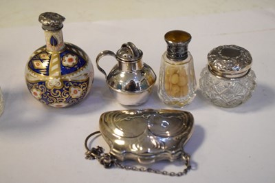 Lot 156 - Quantity of silver mounted dressing table jars etc