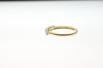 Lot 21 - 9ct gold five-stone diamond ring