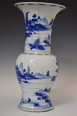 Lot 230 - Early 19th century Chinese blue and white porcelain yen-yen vase