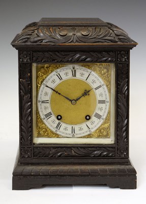 Lot 466 - Early 20th century German oak cased mantel clock