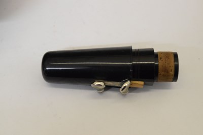 Lot 236 - Yamaha '250' ebonised clarinet, with fitted case