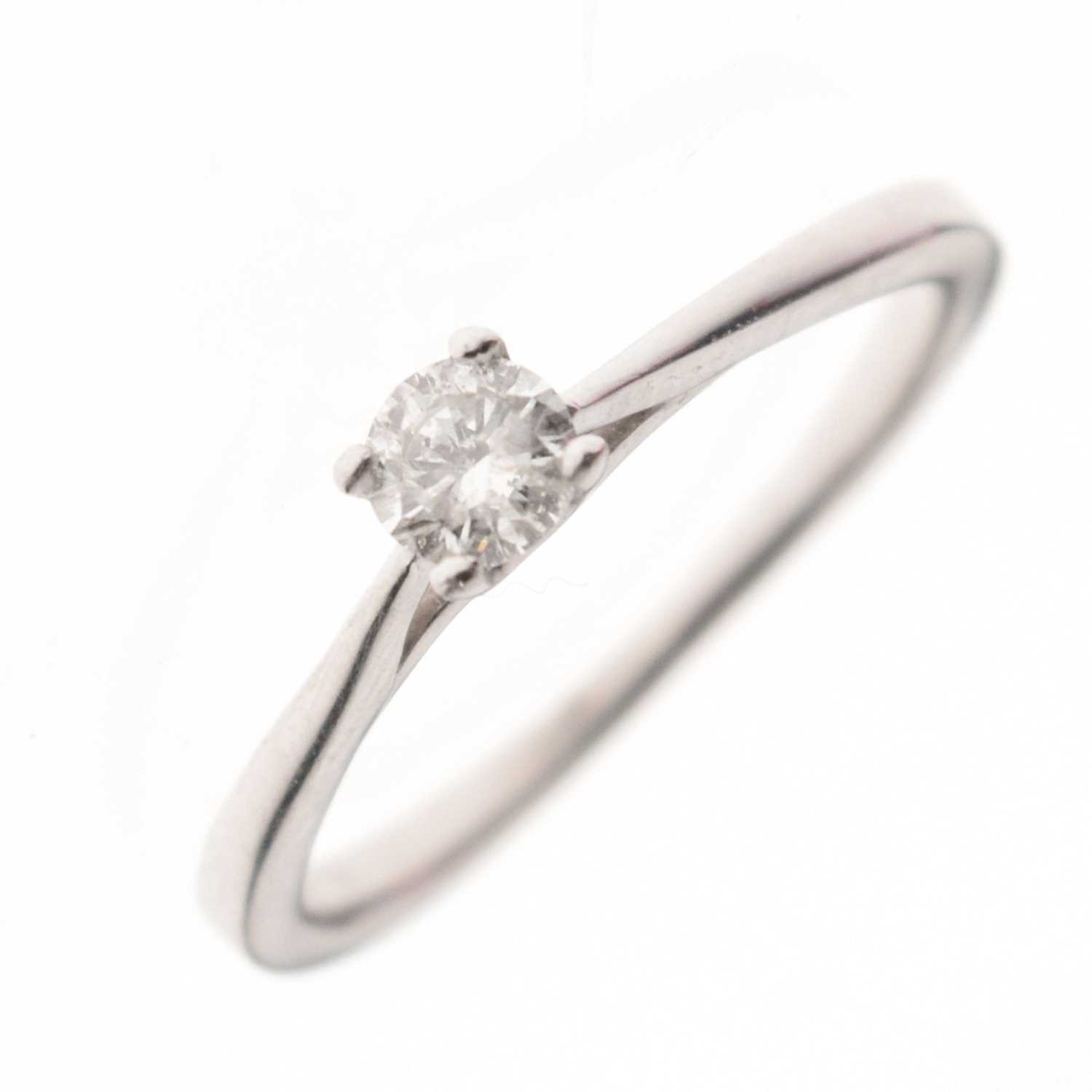 Lot 5 - Single stone Canadian diamond ring 9ct white gold ring