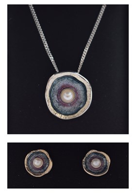 Lot 69 - Sheila Fleet (Orkney) 'Lunar Pearl' silver and enamel pendant
