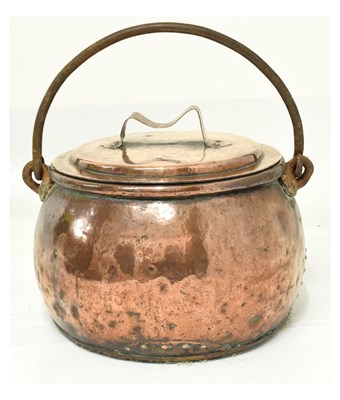 Lot 207 - 19th century copper stew pan with lid