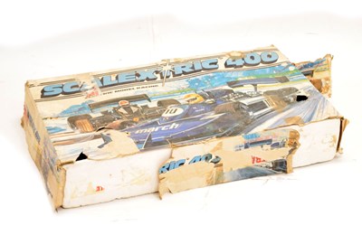 Lot 250 - Vintage Scalextric 400 set and accessories