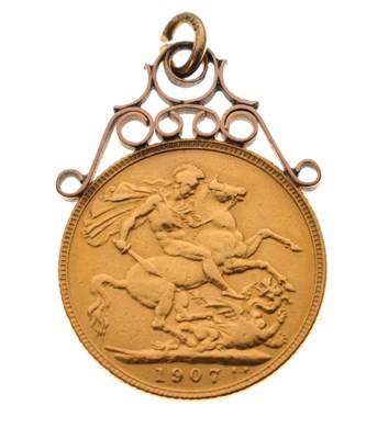 Lot 159 - Edward VII gold sovereign, 1907