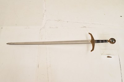 Lot 271 - Spanish made replica 'Robin of Locksley/Earl of Huntington' sword