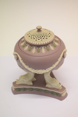 Lot 316 - St James collection for Wedgwood limited edition pastille burner, 94/100