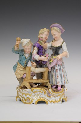 Lot 436 - Meissen porcelain figural group