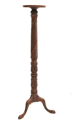 Lot 485 - Early 20th century mahogany torchère