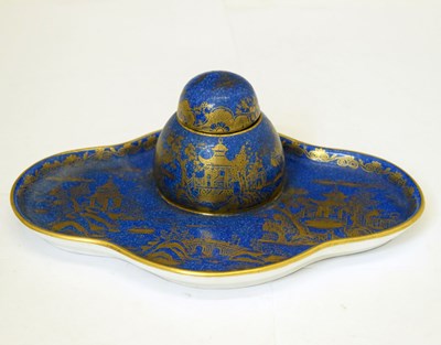 Lot 308 - Early 20th century Crown Staffordshire chinoiserie inkwell retailed by T.Goode & Co.