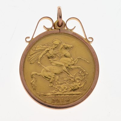 Lot 162 - George V gold sovereign, 1914