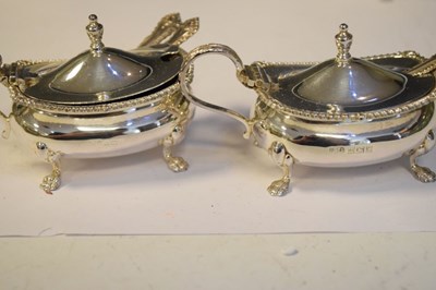 Lot 160 - Assorted silver-cased napkin rings, cruet etc.
