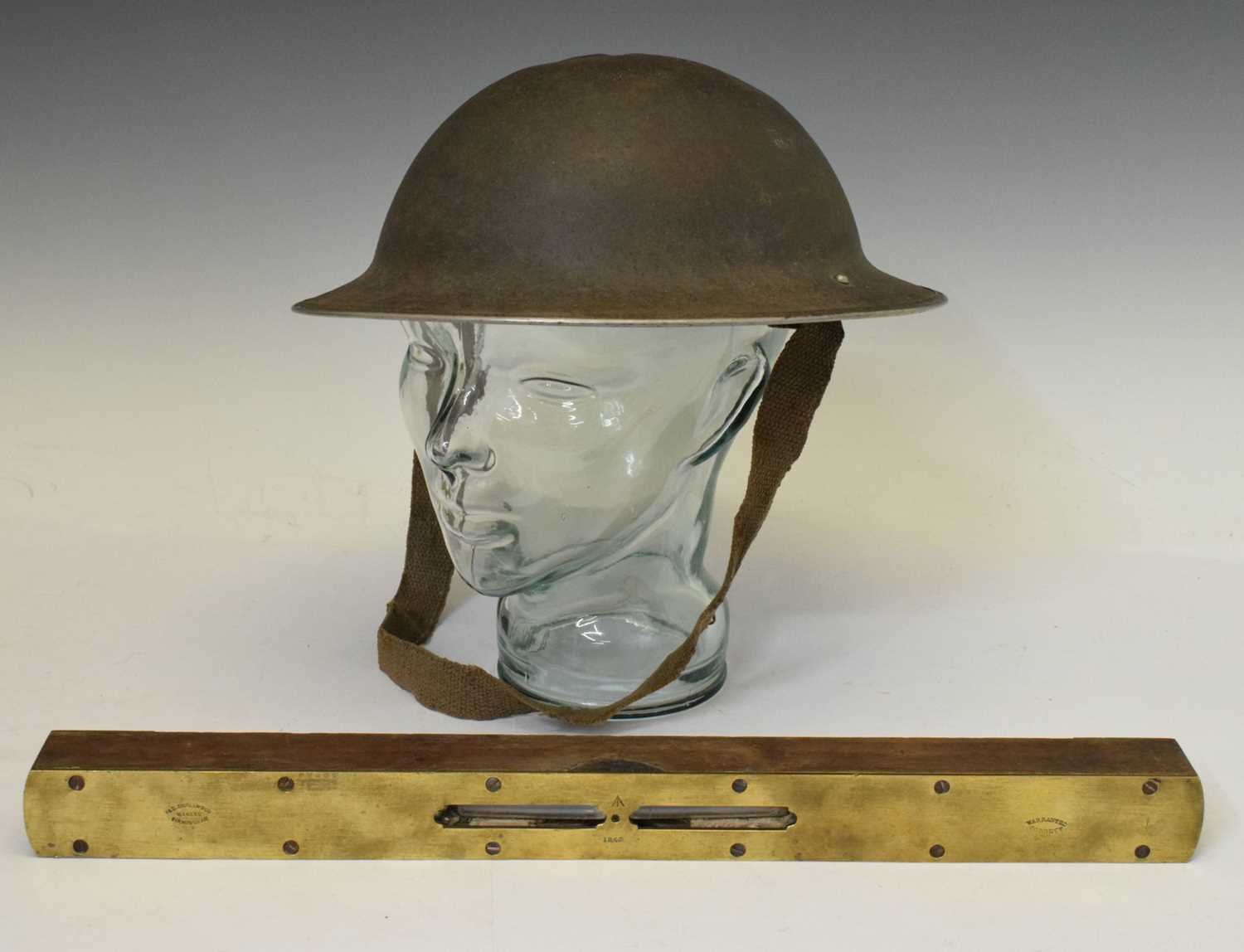 Lot 269 - Second World War I & D Smallwood, Birmingham, brass mounted level
