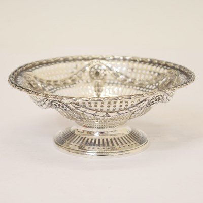 Lot 203 - Late Victorian silver pedestal bowl