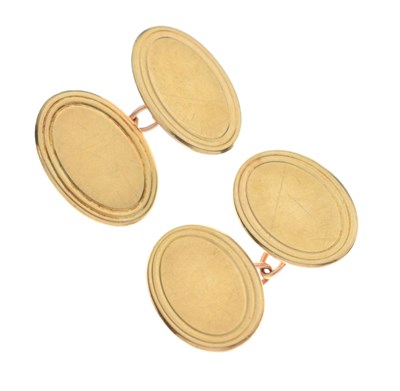 Lot 90 - Pair of 9ct gold oval cufflinks